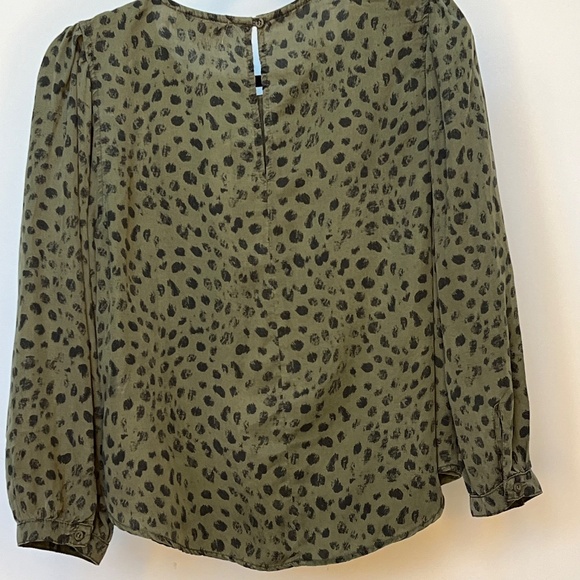 NWT Bella Dahl Animal Print Blouse, size Medium, with tags - Picture 4 of 4